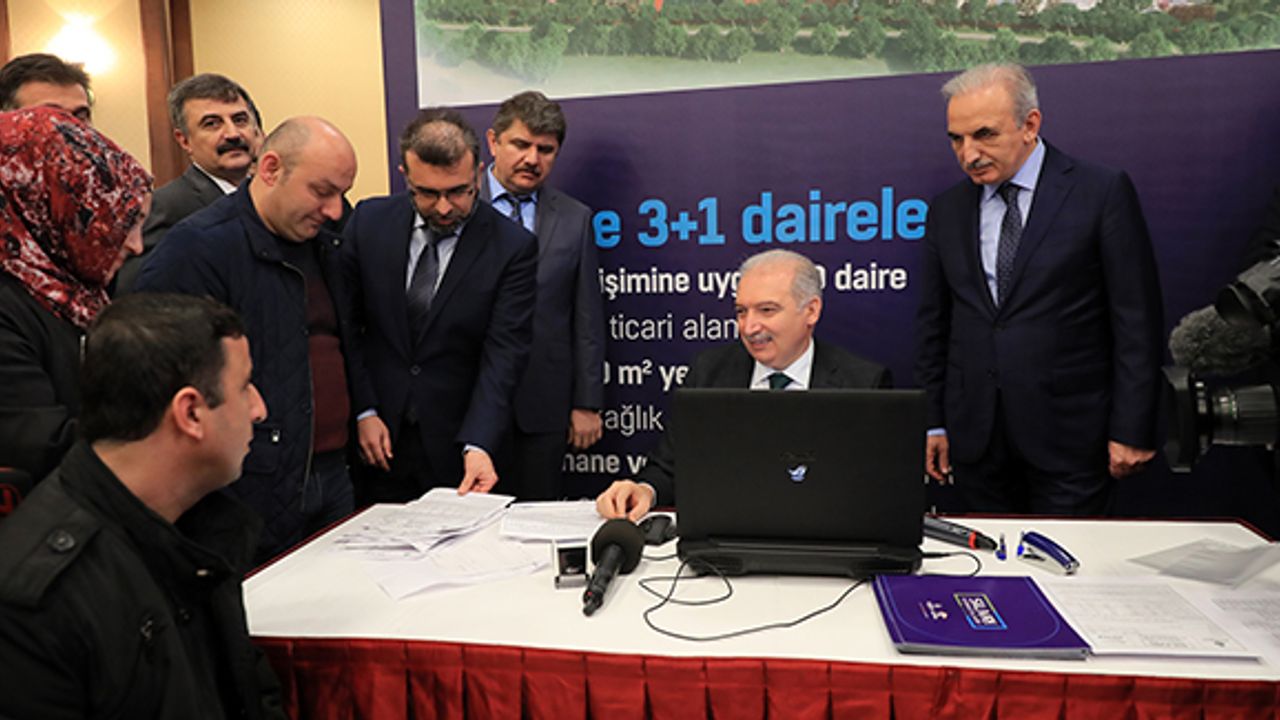 Başkan Uysal, Silivri 3. etap Kiptaş projesini tanıttı!